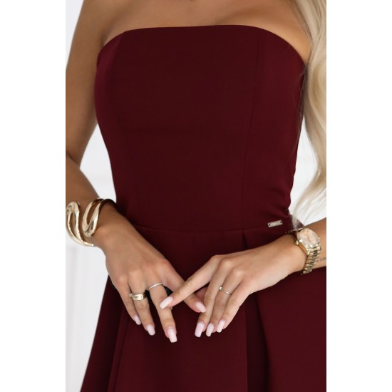 Елегантна рокля без презрамки в цвят бордо 641-1