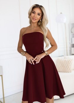 Елегантна рокля без презрамки в цвят бордо 641-1