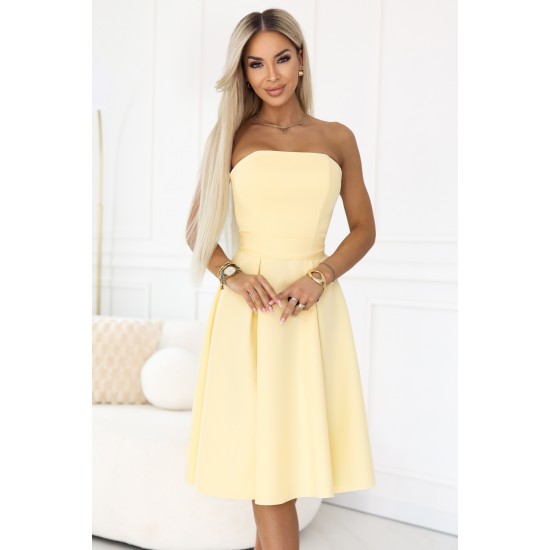 Елегантна рокля без презрамки в жълт цвят 641-3