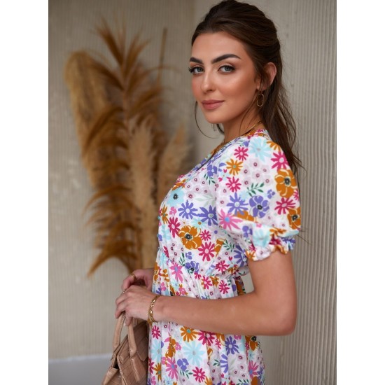 Ефирна дамска рокля с къс ръкав в цветен десен 8107 Ефирна дамска рокля с къс ръкав в цветен десен 8107