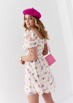 Разкроена рокля с къс ръкав в бежов цвят 30380 Разкроена рокля с къс ръкав в бежов цвят 30380