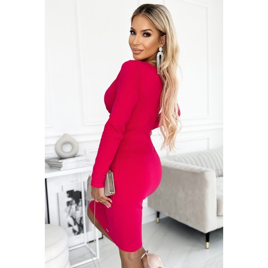 Елегантна рокля с дълги ръкави в цвят циклама 398-4 Елегантна рокля с дълги ръкави в цвят циклама 398-4