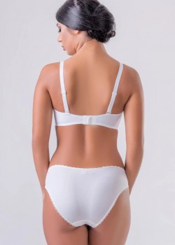 Елегантен повдигащ сутиен в бял цвят SP004 Елегантен повдигащ сутиен в бял цвят SP004