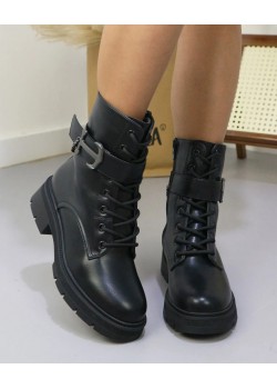 Дамски боти с нисък ток в черен цвят LK005 Дамски боти с нисък ток в черен цвят LK005