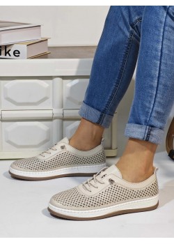 Дамски спортни обувки в бежов цвят TR554