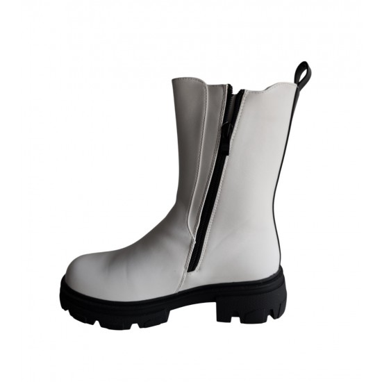Дамски боти в бял цвят с дебела подметка и топъл хастар D77  | Alba.bg