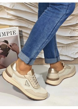 Дамски маратонки в бежов цвят L-12