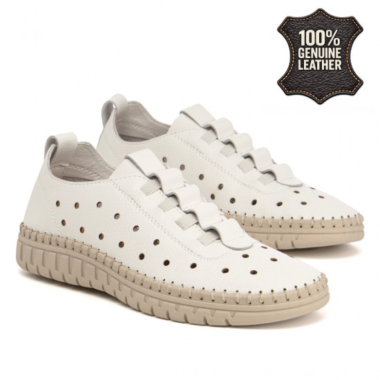 Дамски мокасини естествена кожа в бял цвят  | Alba.bg