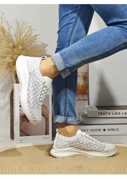 Дамски спортни обувки в бял цвят, мрежести FF991