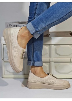 Ежедневни дамски обувки в бежов цвят V333