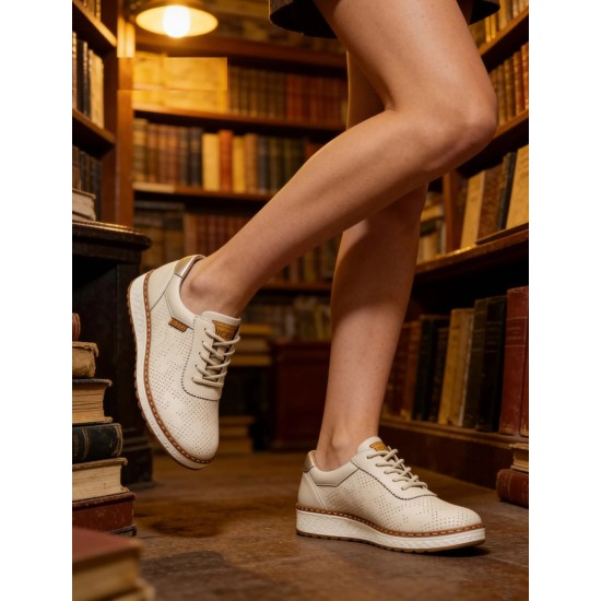 Дамски спортни обувки в бежов цвят TR551  | Alba.bg